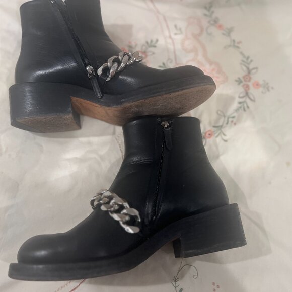 Givenchy Laura Boots - Picture 4 of 6